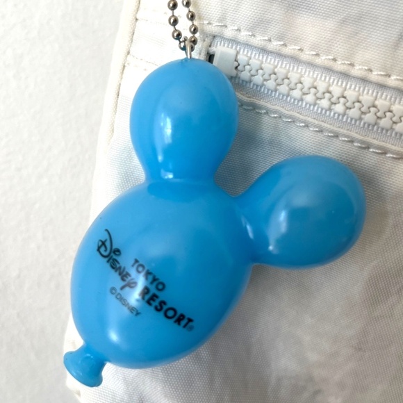 Large DISNEY PARKS Tokyo Disney - Mickey Mouse Balloon Bag Charm /Keychain- BLUE - Picture 2 of 3